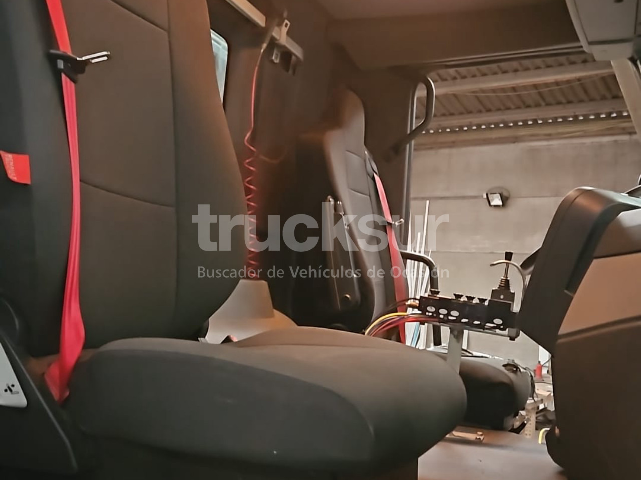 شاحنة ذات خطاف RENAULT C430.26 6X2: صورة 12 شاحنة ذات خطاف RENAULT C430.26 6X2: صورة 12