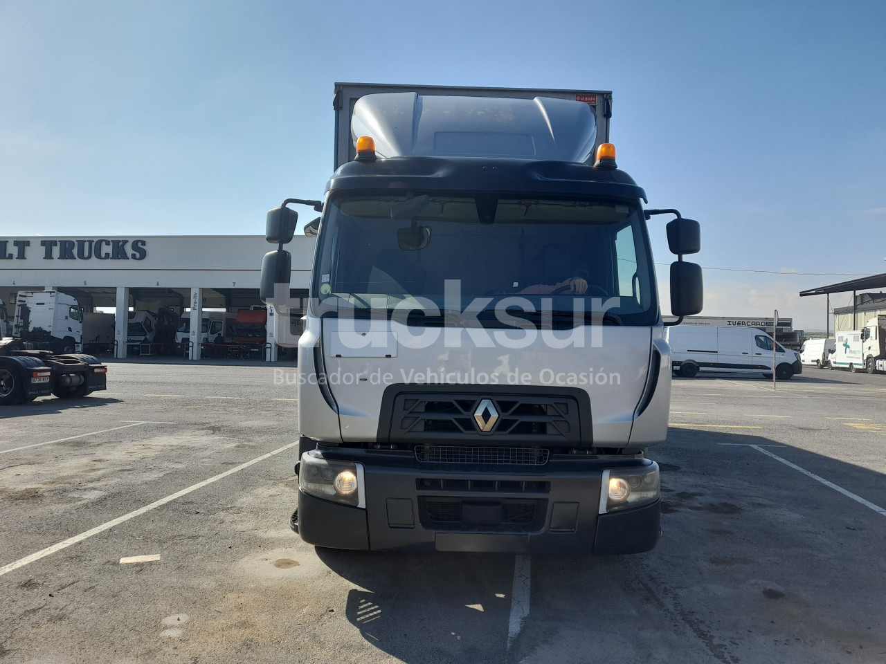 RENAULT D320.26 ejes 6x2*4 - شاحنة ستارة: صورة 3 RENAULT D320.26 ejes 6x2*4 - شاحنة ستارة: صورة 3