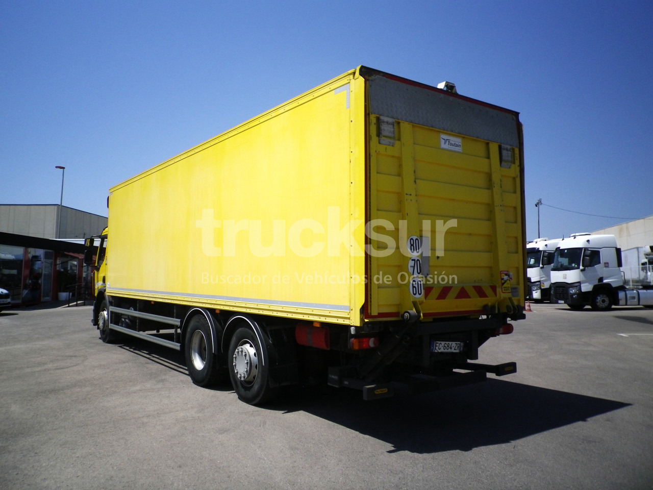 RENAULT D380.26 6X2*4 ejes 6x2*4 - شاحنة مقفلة: صورة 5 RENAULT D380.26 6X2*4 ejes 6x2*4 - شاحنة مقفلة: صورة 5