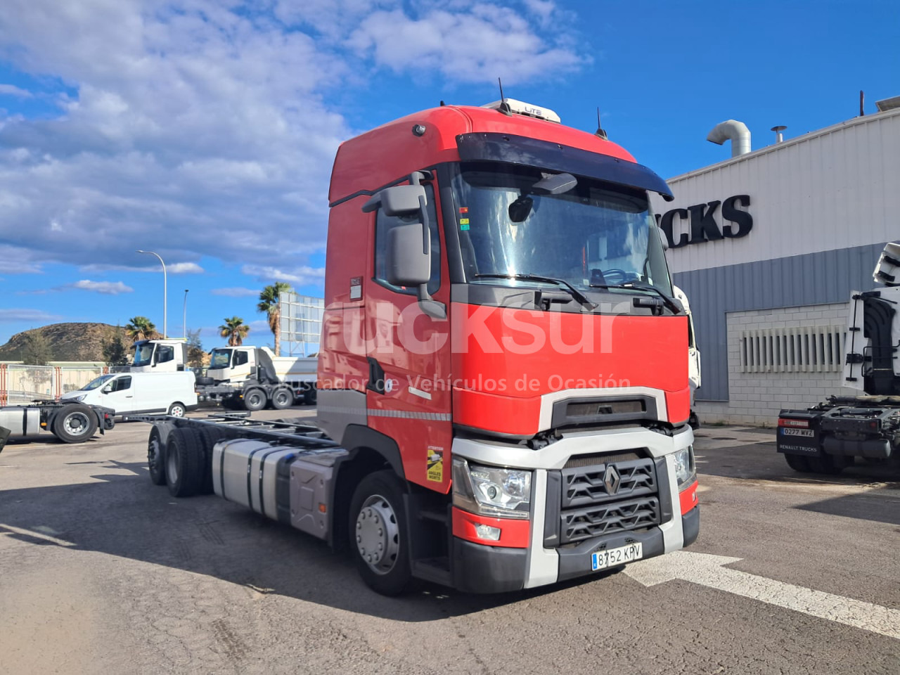 RENAULT T480 HIGH SLEEPER CAB 6X2*4 ejes 6x2*4 - شاحنة هيكل كابينة: صورة 2 RENAULT T480 HIGH SLEEPER CAB 6X2*4 ejes 6x2*4 - شاحنة هيكل كابينة: صورة 2