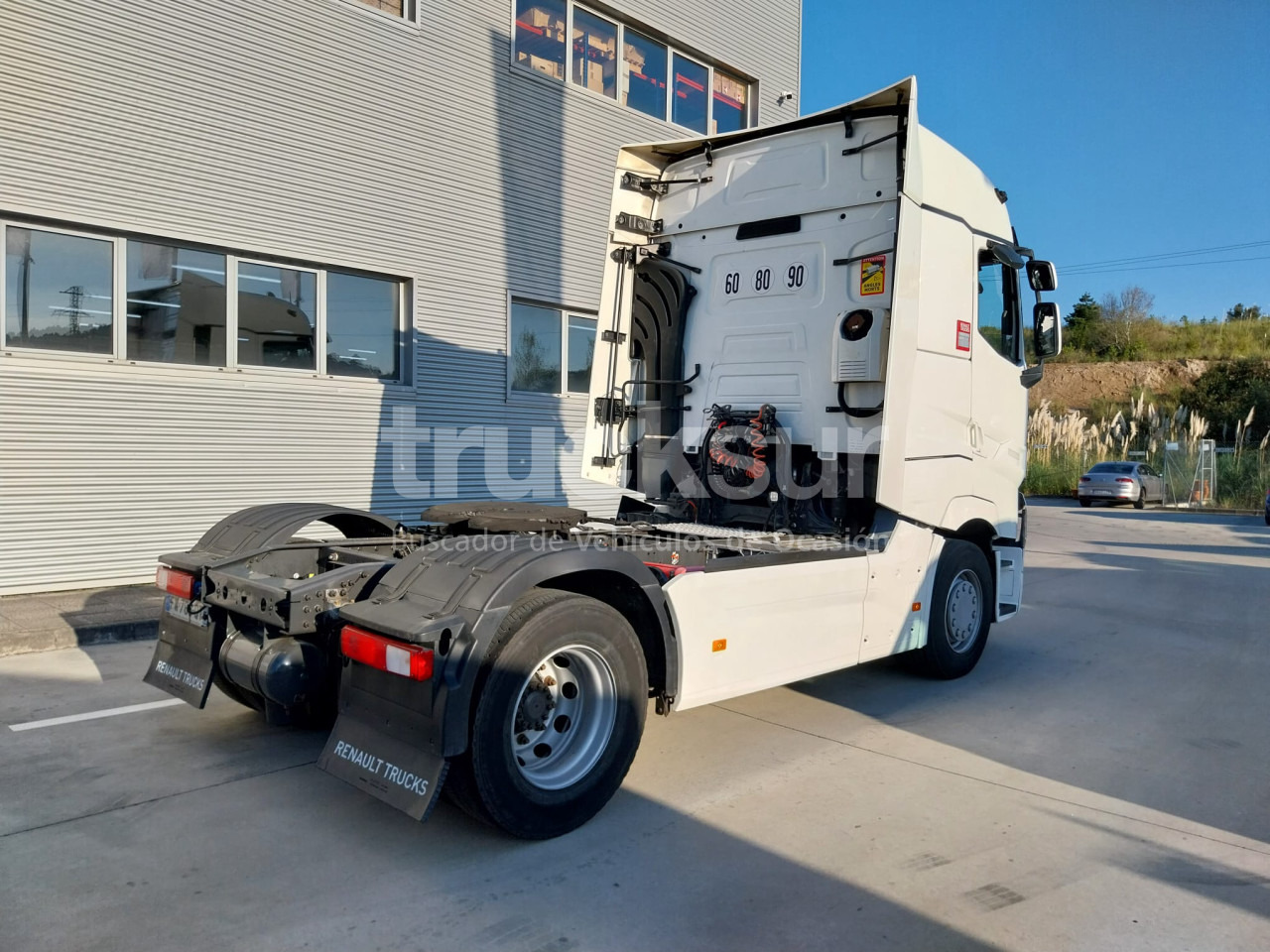 RENAULT T520 HIGH SLEEPER CAB - وحدة جر: صورة 5 RENAULT T520 HIGH SLEEPER CAB - وحدة جر: صورة 5