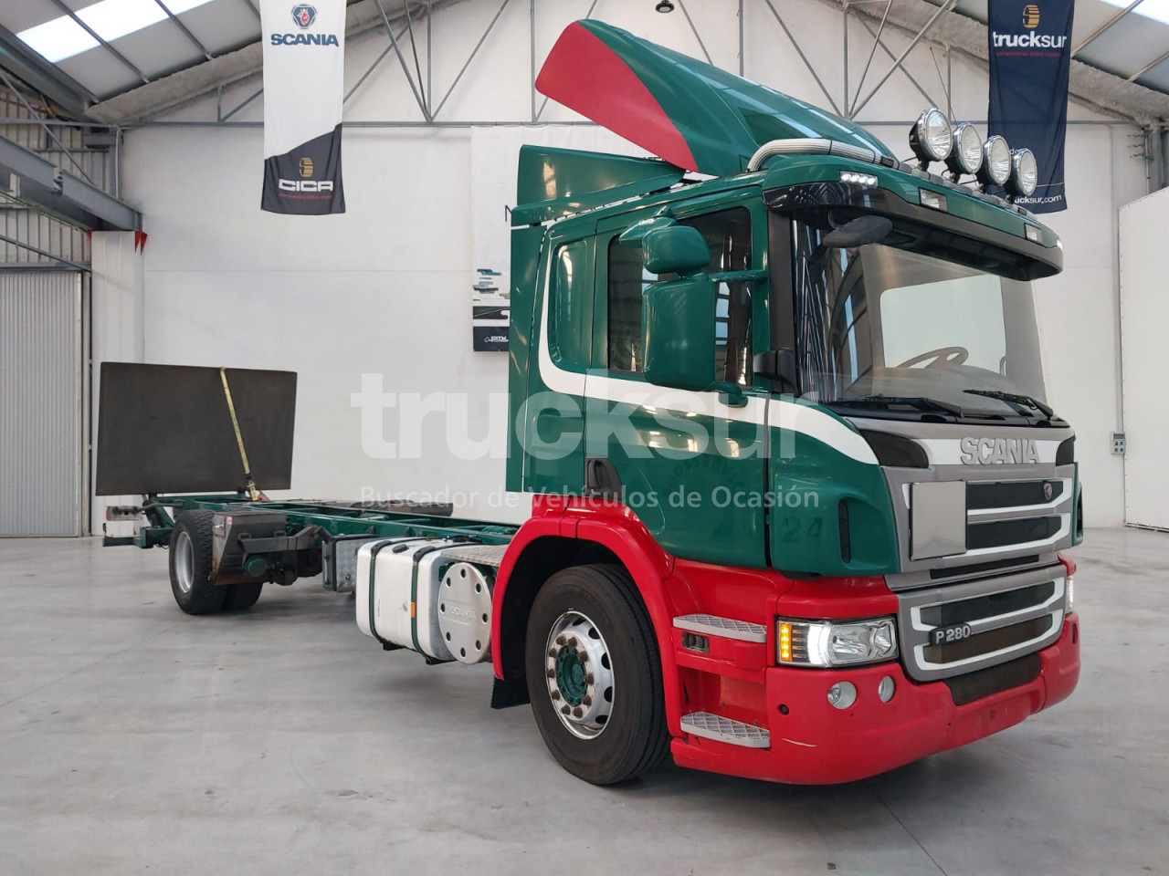 SCANIA P280.18 - شاحنة هيكل كابينة: صورة 2 SCANIA P280.18 - شاحنة هيكل كابينة: صورة 2