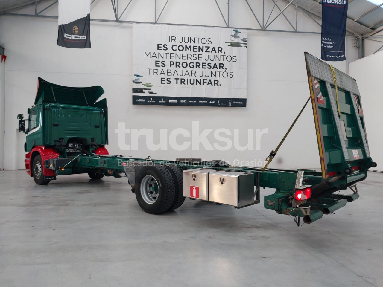SCANIA P280.18 - شاحنة هيكل كابينة: صورة 3 SCANIA P280.18 - شاحنة هيكل كابينة: صورة 3