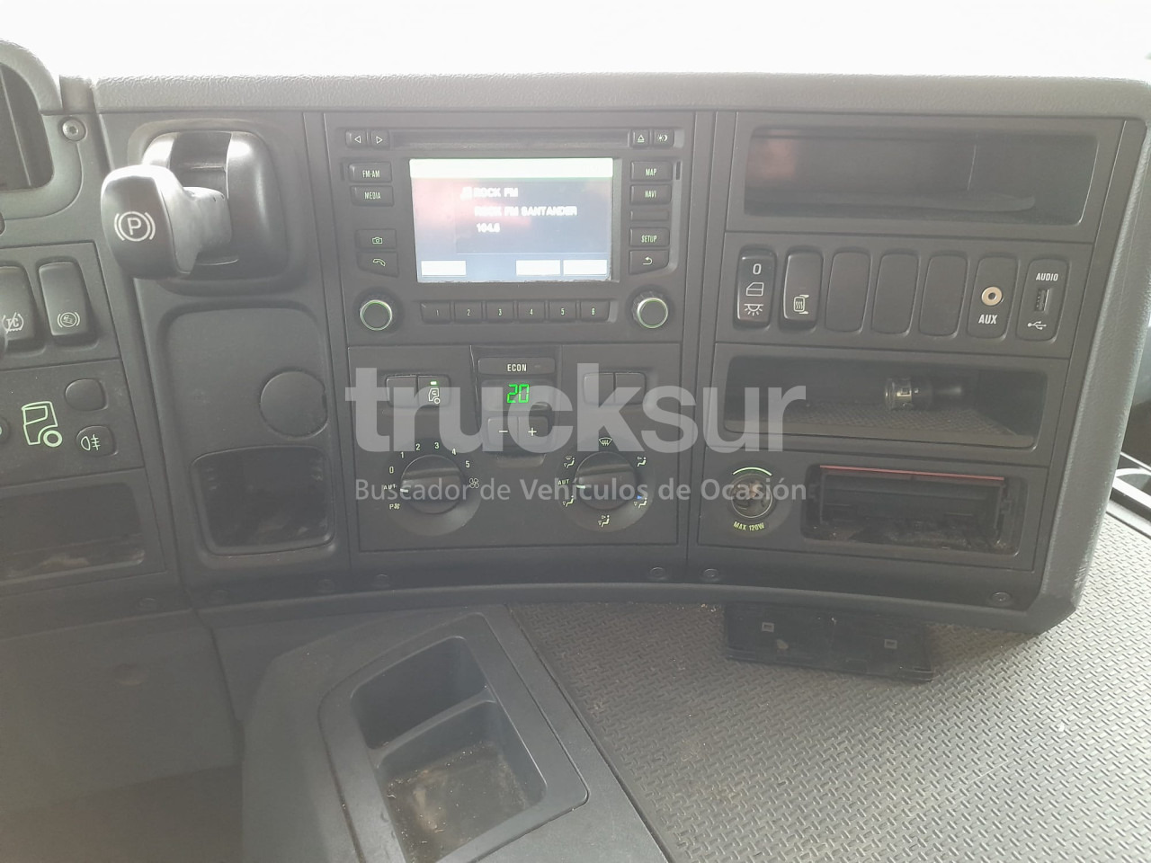 شاحنة مقفلة SCANIA P280: صورة 15 شاحنة مقفلة SCANIA P280: صورة 15