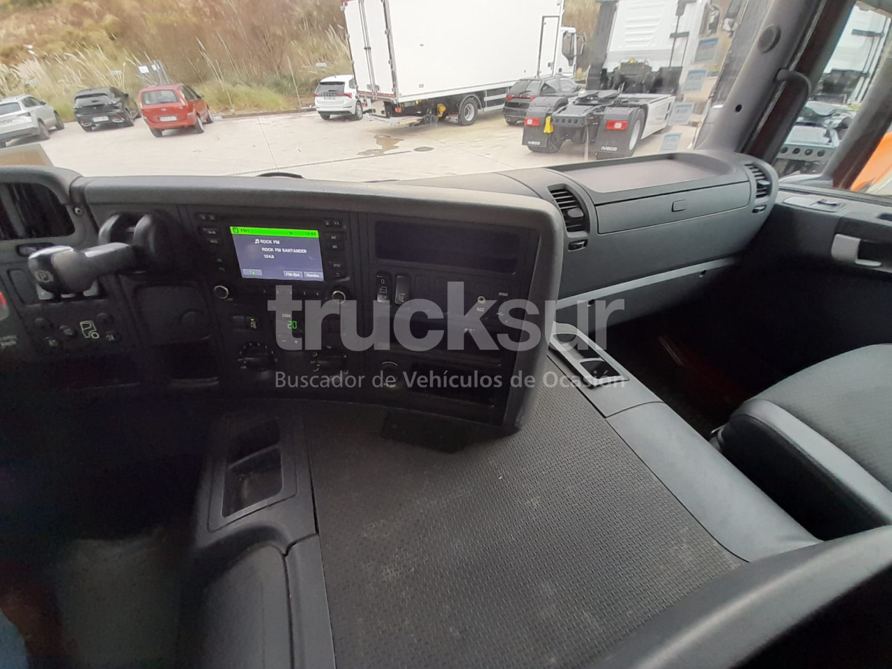 شاحنة مقفلة SCANIA P280: صورة 11 شاحنة مقفلة SCANIA P280: صورة 11