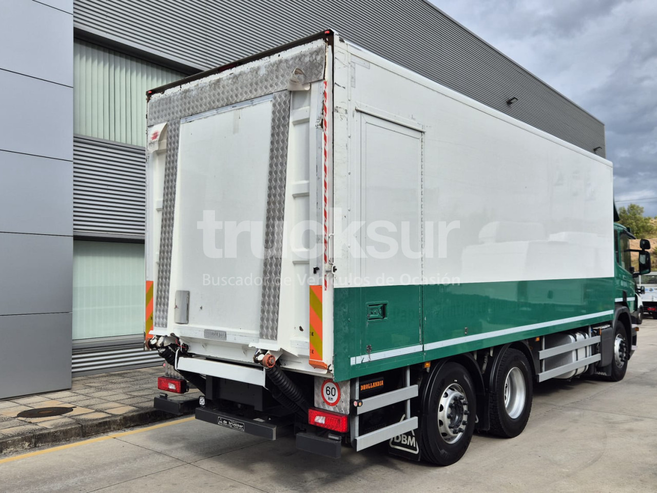 SCANIA P320.26 ejes 6x2*4 - شاحنة مقفلة: صورة 5 SCANIA P320.26 ejes 6x2*4 - شاحنة مقفلة: صورة 5