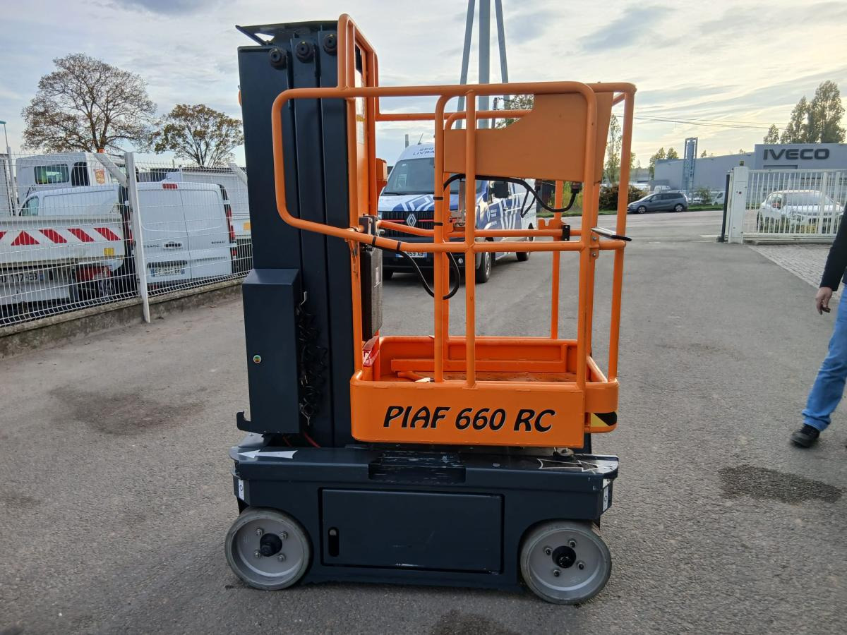 Atn PIAF 660 RC - الرأسي رفع الصاري: صورة 1 Atn PIAF 660 RC - الرأسي رفع الصاري: صورة 1