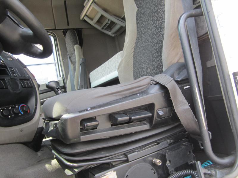 شاحنات مسطحة DAF XF105 460: صورة 21