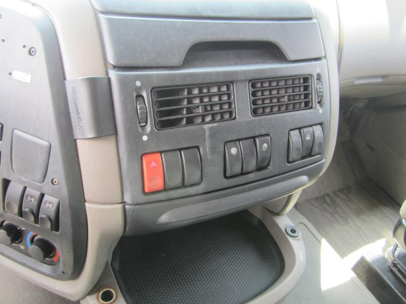 شاحنات مسطحة DAF XF105 460: صورة 26