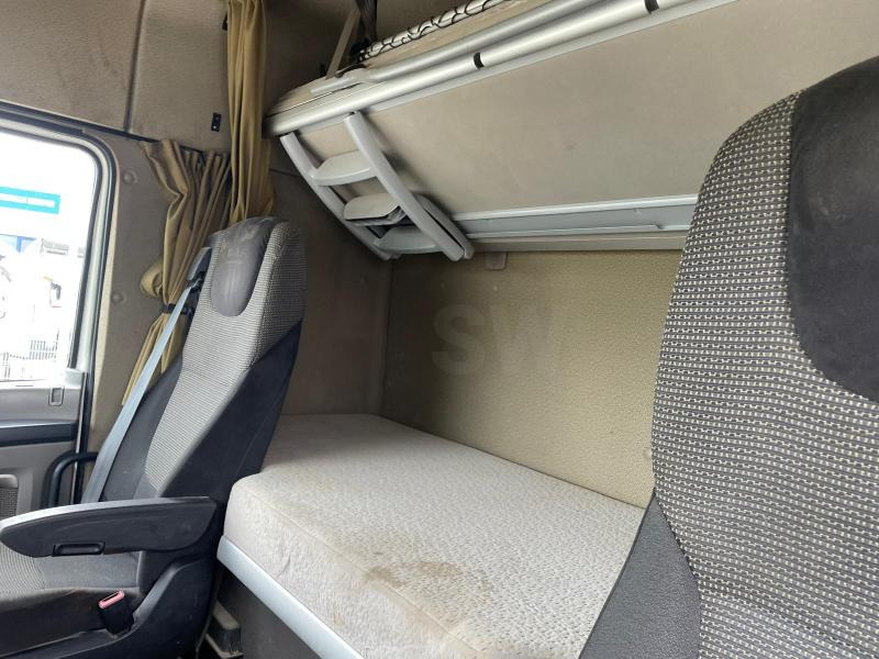شاحنة ذات خطاف DAF XF105 460: صورة 11