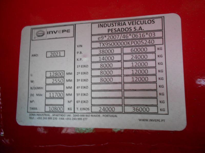 Invepe - عربة منخفضة مسطحة نصف مقطورة: صورة 2 Invepe - عربة منخفضة مسطحة نصف مقطورة: صورة 2