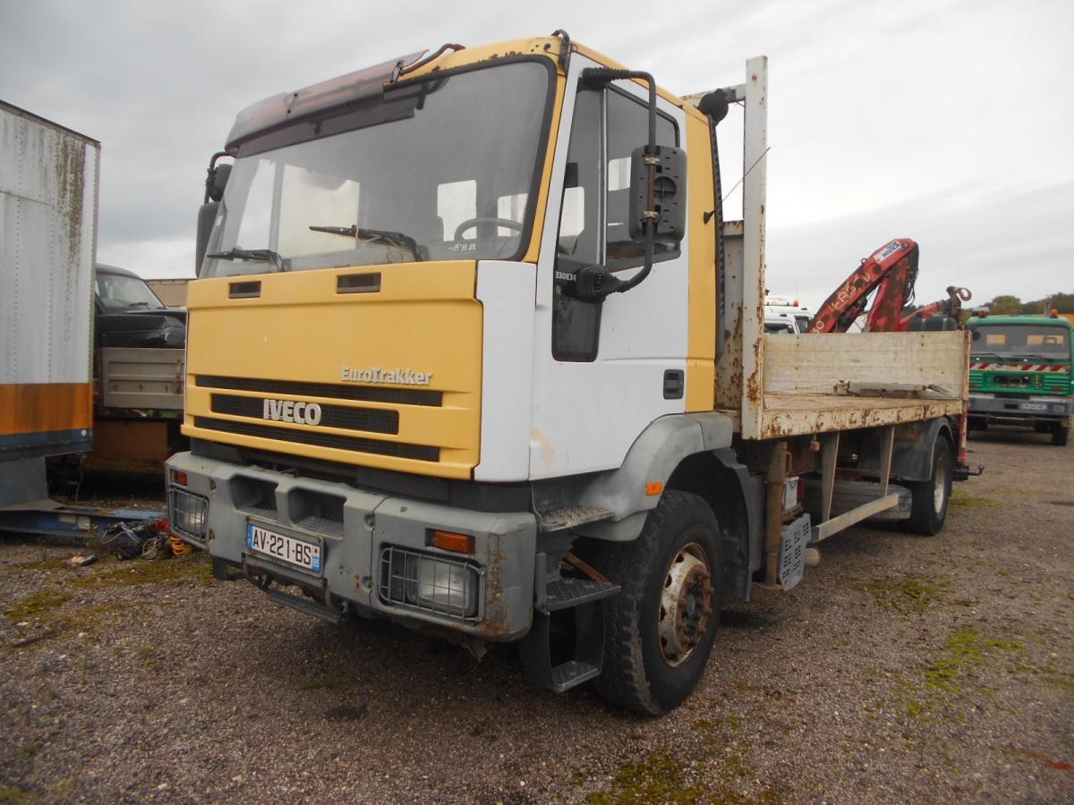 Iveco Eurotrakker 330E34 - شاحنات مسطحة: صورة 1 Iveco Eurotrakker 330E34 - شاحنات مسطحة: صورة 1