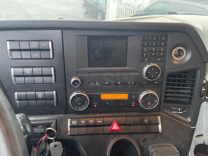 وحدة جر Mercedes Actros 1845: صورة 11