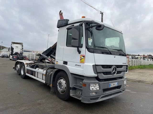 Mercedes Actros 2544 - شاحنة ذات خطاف: صورة 2 Mercedes Actros 2544 - شاحنة ذات خطاف: صورة 2