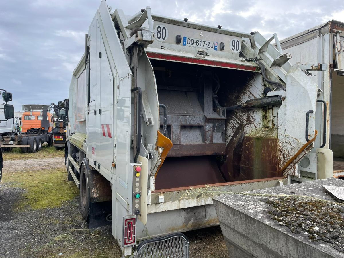 Renault D-Series 19 Wide - شاحنة النفايات: صورة 4 Renault D-Series 19 Wide - شاحنة النفايات: صورة 4