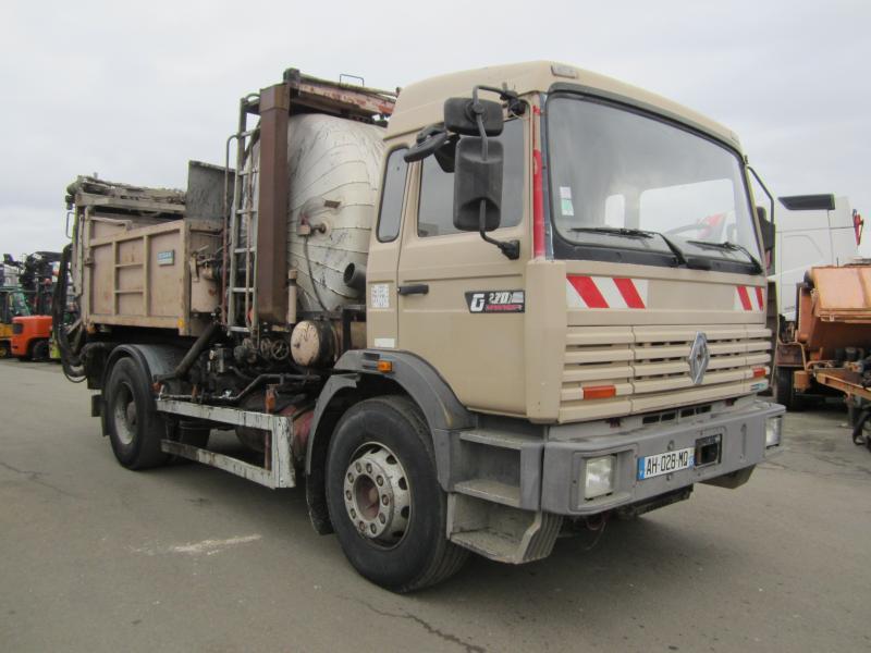 Renault G 270 - شاحنة صهريج: صورة 2 Renault G 270 - شاحنة صهريج: صورة 2