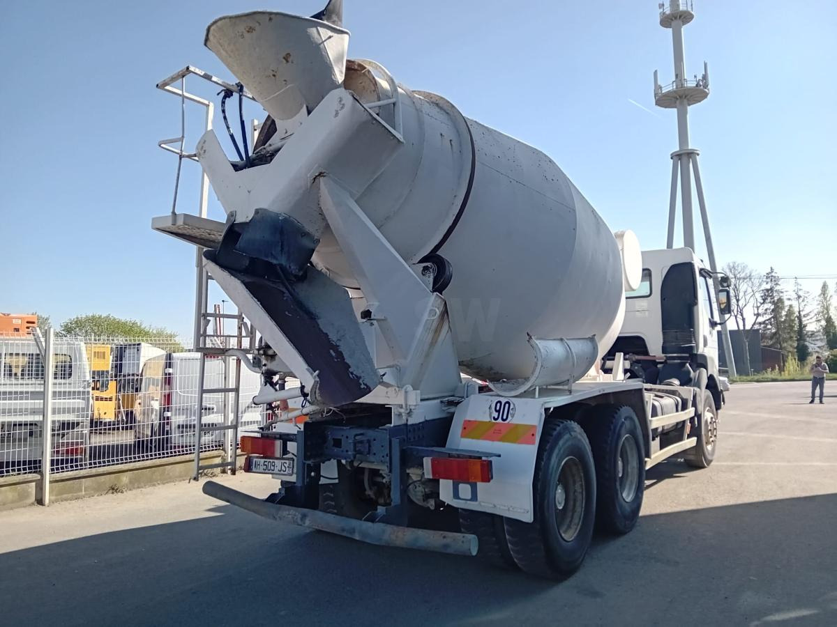 شاحنة خلاطة خرسانة Renault Kerax 340: صورة 6