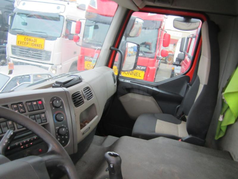 شاحنات مسطحة Renault Kerax 370 DXI: صورة 14