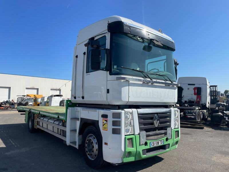 Renault Magnum 440 DXI - شاحنات مسطحة: صورة 1 Renault Magnum 440 DXI - شاحنات مسطحة: صورة 1
