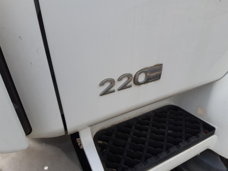 Renault Midlum 220 DXI - شاحنة الفريزر: صورة 2 Renault Midlum 220 DXI - شاحنة الفريزر: صورة 2