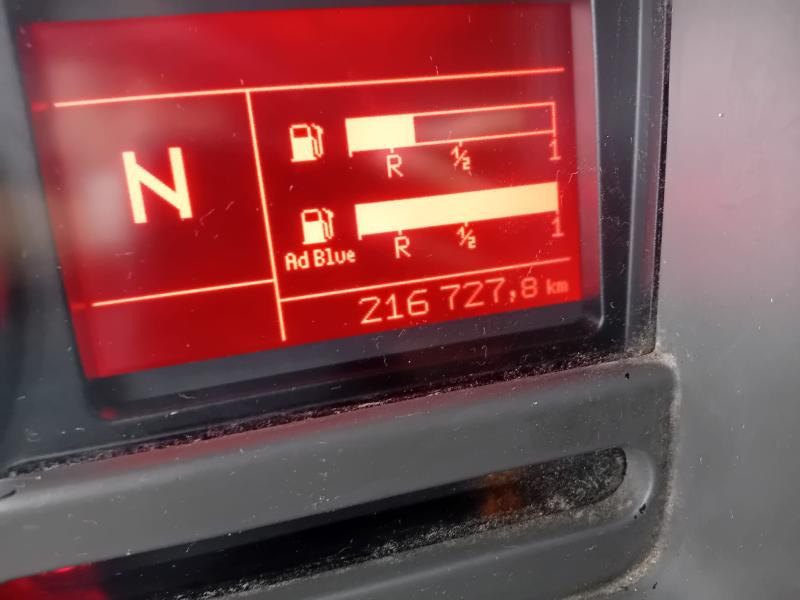 شاحنة النفايات Renault Premium 320.19 DXI: صورة 7