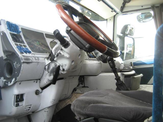 Scania L 124L420 - وحدة جر: صورة 5 Scania L 124L420 - وحدة جر: صورة 5