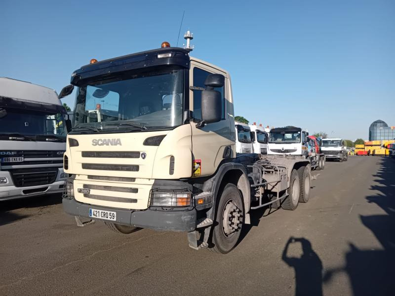 Scania P 380 - شاحنة ذات خطاف: صورة 1 Scania P 380 - شاحنة ذات خطاف: صورة 1
