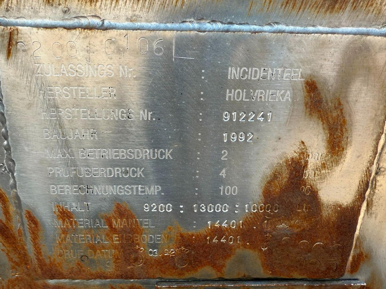 Burg 3 axle 3 compartments 32.200 L ADR - نصف مقطورة صهريج: صورة 3 Burg 3 axle 3 compartments 32.200 L ADR - نصف مقطورة صهريج: صورة 3