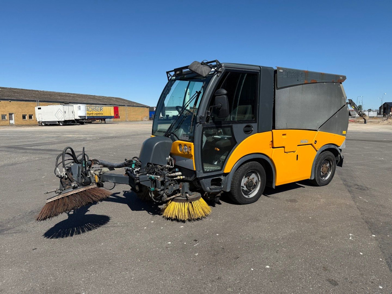 Hako Citymaster 2000 4x4 Euro 5 Kehrmaschine - سياره كنس شوارع: صورة 1 Hako Citymaster 2000 4x4 Euro 5 Kehrmaschine - سياره كنس شوارع: صورة 1