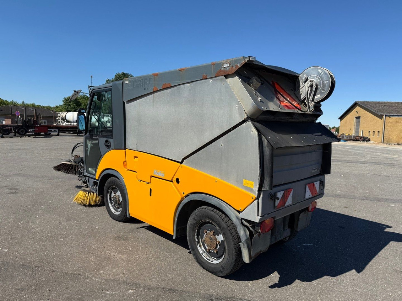 Hako Citymaster 2000 4x4 Euro 5 Kehrmaschine - سياره كنس شوارع: صورة 4 Hako Citymaster 2000 4x4 Euro 5 Kehrmaschine - سياره كنس شوارع: صورة 4
