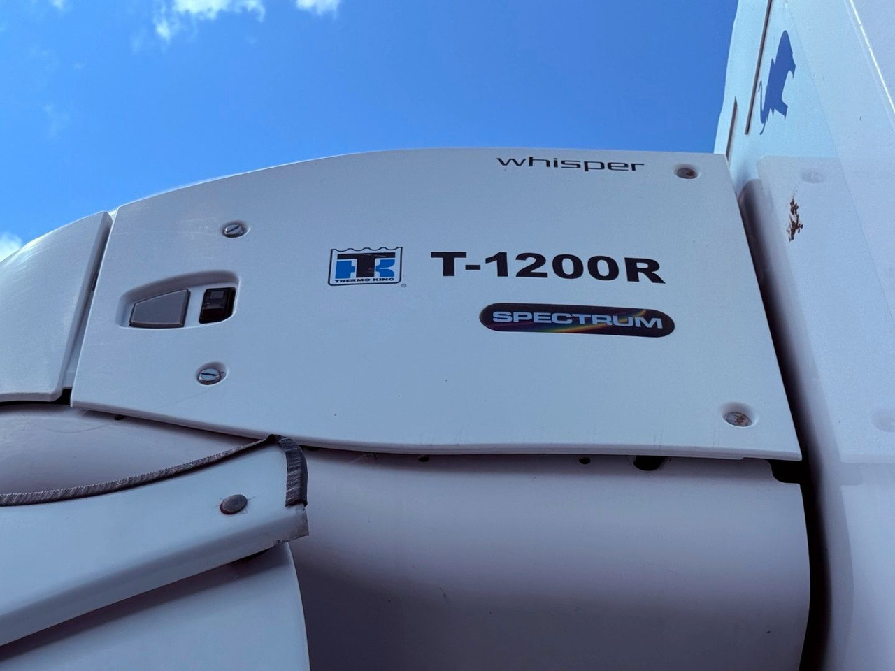 شاحنة الفريزر Iveco 180E32 4x2 Schmitz / Thermo King T-1200R Spectru Iveco 180E32 4x2 Schmitz / Thermo King T-1200R Spectru: صورة 18