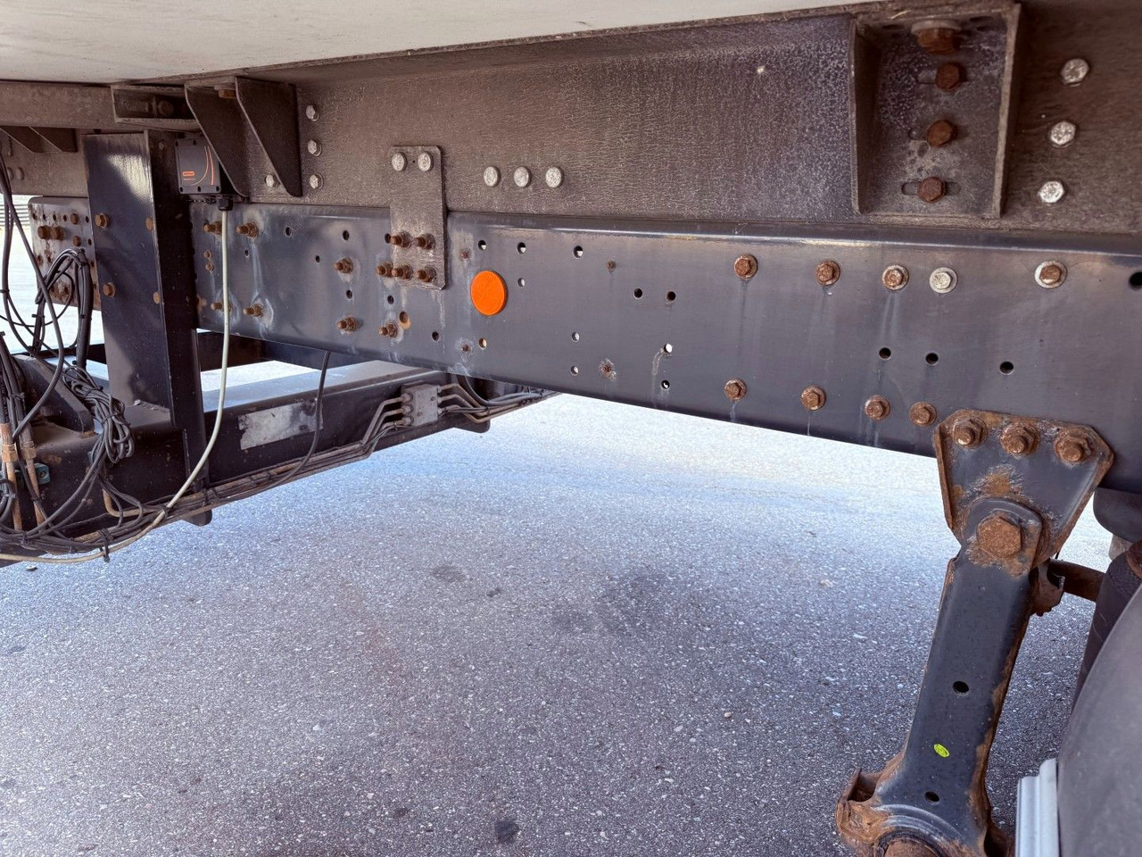 شاحنة الفريزر Iveco 180E32 4x2 Schmitz / Thermo King T-1200R Spectru Iveco 180E32 4x2 Schmitz / Thermo King T-1200R Spectru: صورة 12