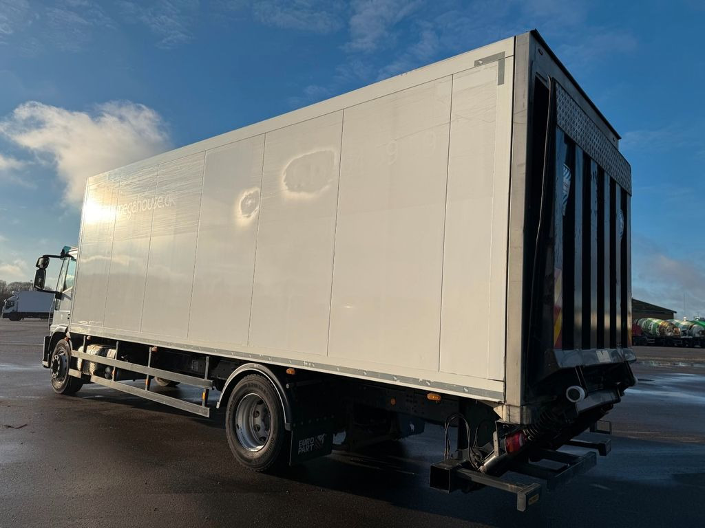 Iveco 180E32 Schmitz / Thermo King T-1200R Spectrum - شاحنة الفريزر: صورة 4 Iveco 180E32 Schmitz / Thermo King T-1200R Spectrum - شاحنة الفريزر: صورة 4