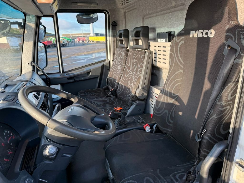 Iveco 180E32 Schmitz / Thermo King T-1200R Spectrum - شاحنة الفريزر: صورة 5 Iveco 180E32 Schmitz / Thermo King T-1200R Spectrum - شاحنة الفريزر: صورة 5