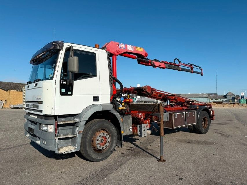 Iveco EuroTech Cursor 190E31 4x2 Tipper / HMF 1060 B3 - شاحنة كرين: صورة 1 Iveco EuroTech Cursor 190E31 4x2 Tipper / HMF 1060 B3 - شاحنة كرين: صورة 1