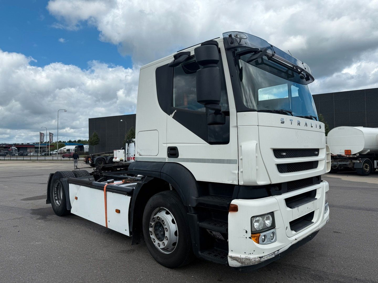Iveco Stralis 4x2 AT440S36T Retarder - وحدة جر: صورة 2 Iveco Stralis 4x2 AT440S36T Retarder - وحدة جر: صورة 2