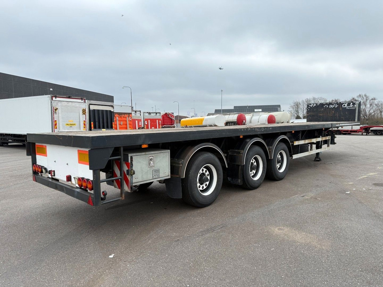 Lag 3 axle 7 m. Extendable / Last Axle Steering - نصف مقطورة مسطحة: صورة 3 Lag 3 axle 7 m. Extendable / Last Axle Steering - نصف مقطورة مسطحة: صورة 3