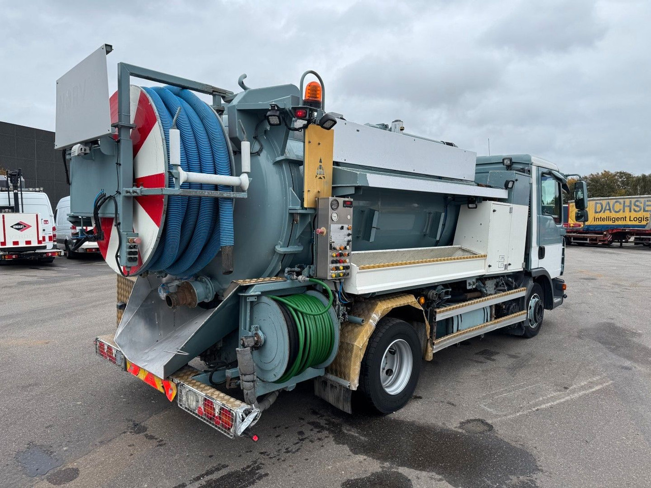 MAN TGL 12.240 4x2 Hvidtved Larsen SLP 5.5 - شاحنة الشفط: صورة 3 MAN TGL 12.240 4x2 Hvidtved Larsen SLP 5.5 - شاحنة الشفط: صورة 3