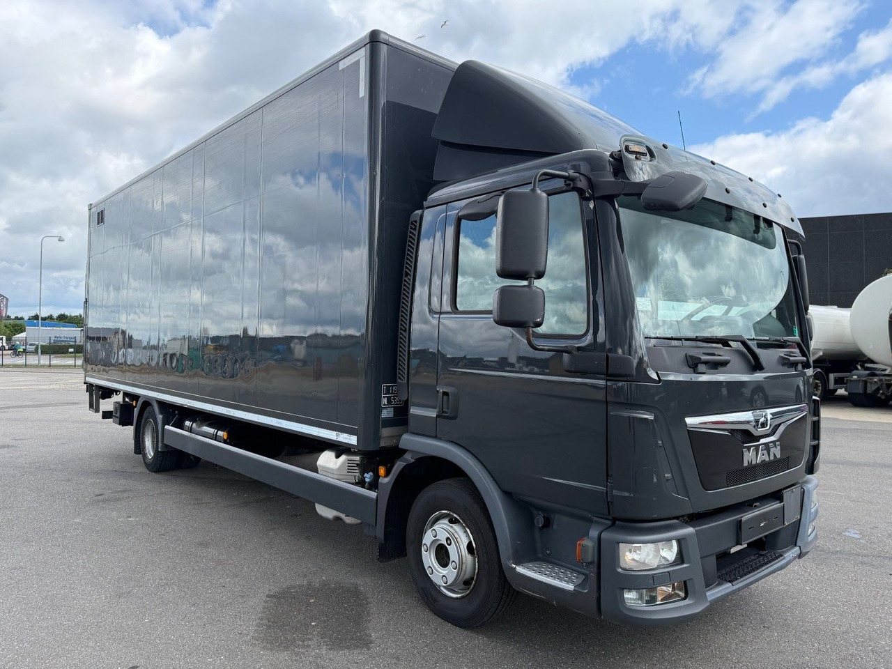 MAN TGL 12.250 Euro 6 Closed box / Koffer 7.20 m. - شاحنة مقفلة: صورة 2 MAN TGL 12.250 Euro 6 Closed box / Koffer 7.20 m. - شاحنة مقفلة: صورة 2