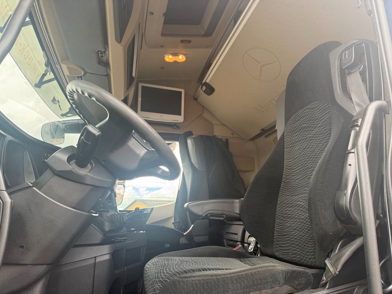 Mercedes-Benz Arocs 3253 8x26 Euro 6 Chassis / Fahrgestell - شاحنة هيكل كابينة: صورة 5 Mercedes-Benz Arocs 3253 8x26 Euro 6 Chassis / Fahrgestell - شاحنة هيكل كابينة: صورة 5