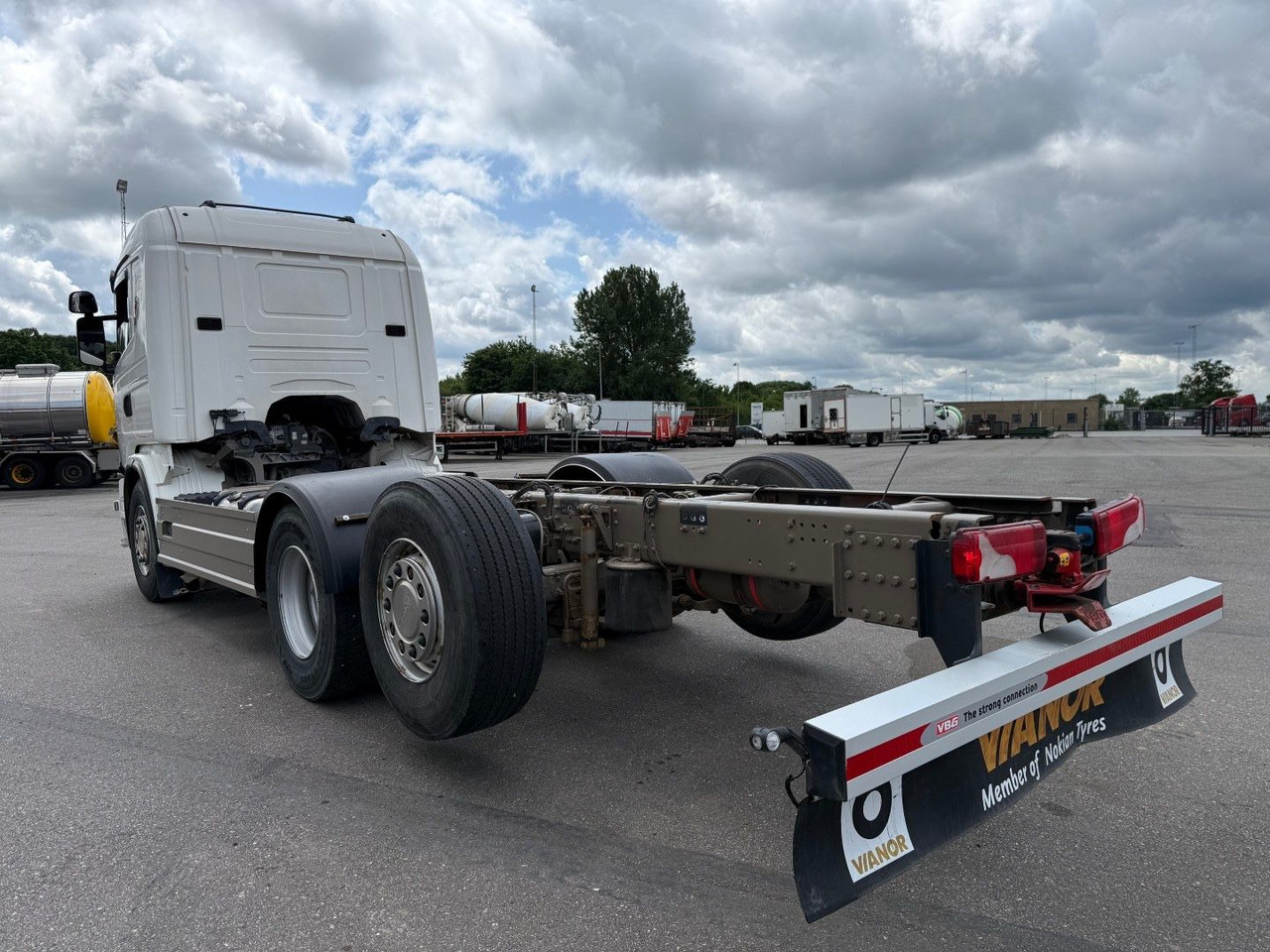 Scania G480 6x2*4 ADR Chassis / Fahrgestell / Retarder - شاحنة هيكل كابينة: صورة 4 Scania G480 6x2*4 ADR Chassis / Fahrgestell / Retarder - شاحنة هيكل كابينة: صورة 4