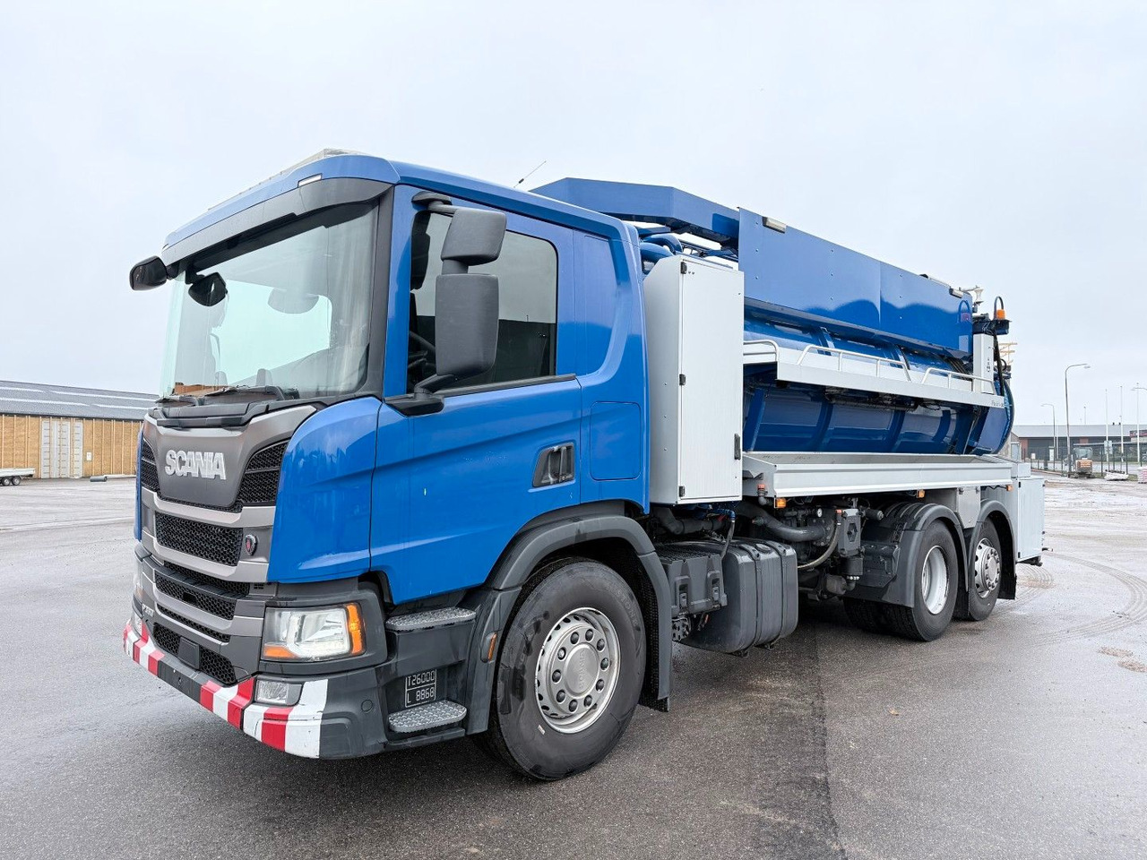 Scania P360 6x2*4 Hvidtved Larsen Flexline 310 - شاحنة الشفط: صورة 1 Scania P360 6x2*4 Hvidtved Larsen Flexline 310 - شاحنة الشفط: صورة 1