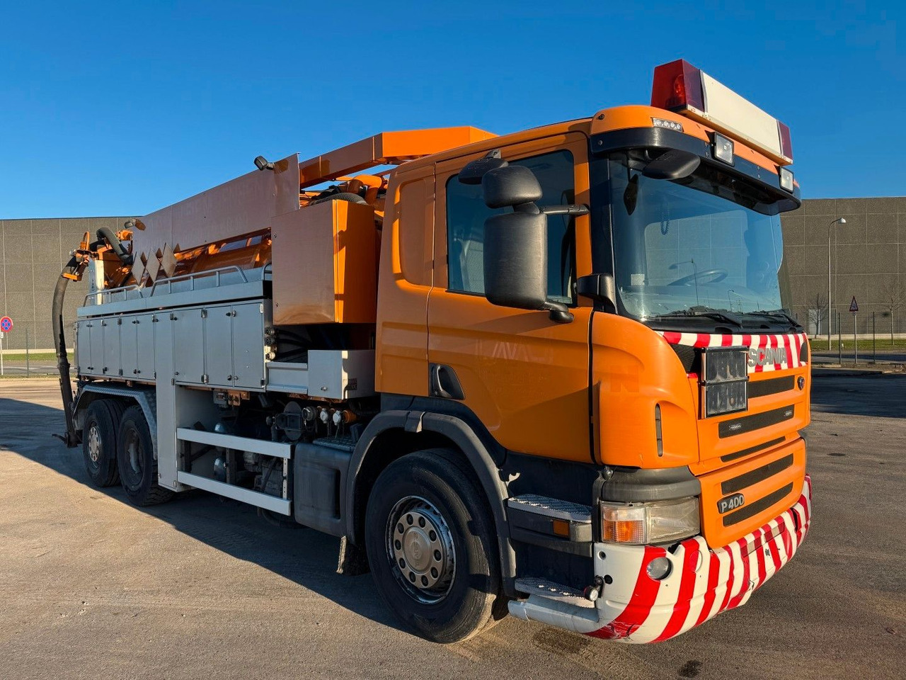 Scania P400 6x2*4 Hvidtved Larsen Flexline 310 - شاحنة الشفط: صورة 2 Scania P400 6x2*4 Hvidtved Larsen Flexline 310 - شاحنة الشفط: صورة 2