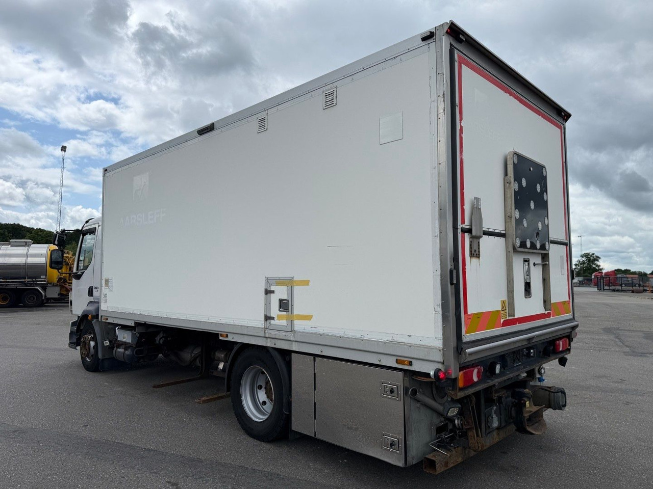 Volvo FL 280 4x2 Euro 5 Workshop Equipment - شاحنة مقفلة: صورة 4 Volvo FL 280 4x2 Euro 5 Workshop Equipment - شاحنة مقفلة: صورة 4