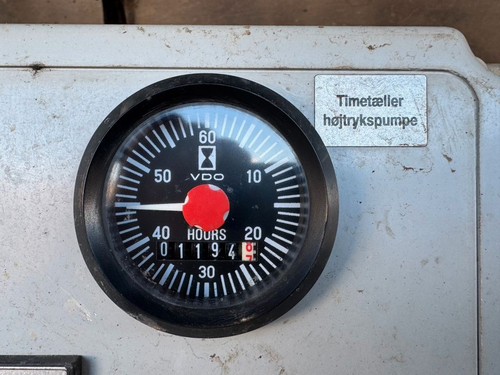 شاحنة الشفط Volvo FM 340 6x2*4 Euro 5 FFG Elephant 10 m3 Volvo FM 340 6x2*4 Euro 5 FFG Elephant 10 m3: صورة 13