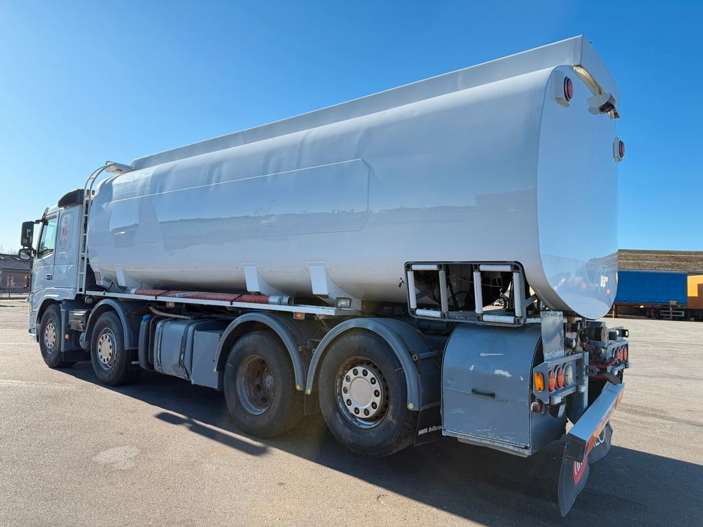 Volvo FM460 8x2*6 24.000 l. ADR Tank - شاحنة صهريج: صورة 4 Volvo FM460 8x2*6 24.000 l. ADR Tank - شاحنة صهريج: صورة 4