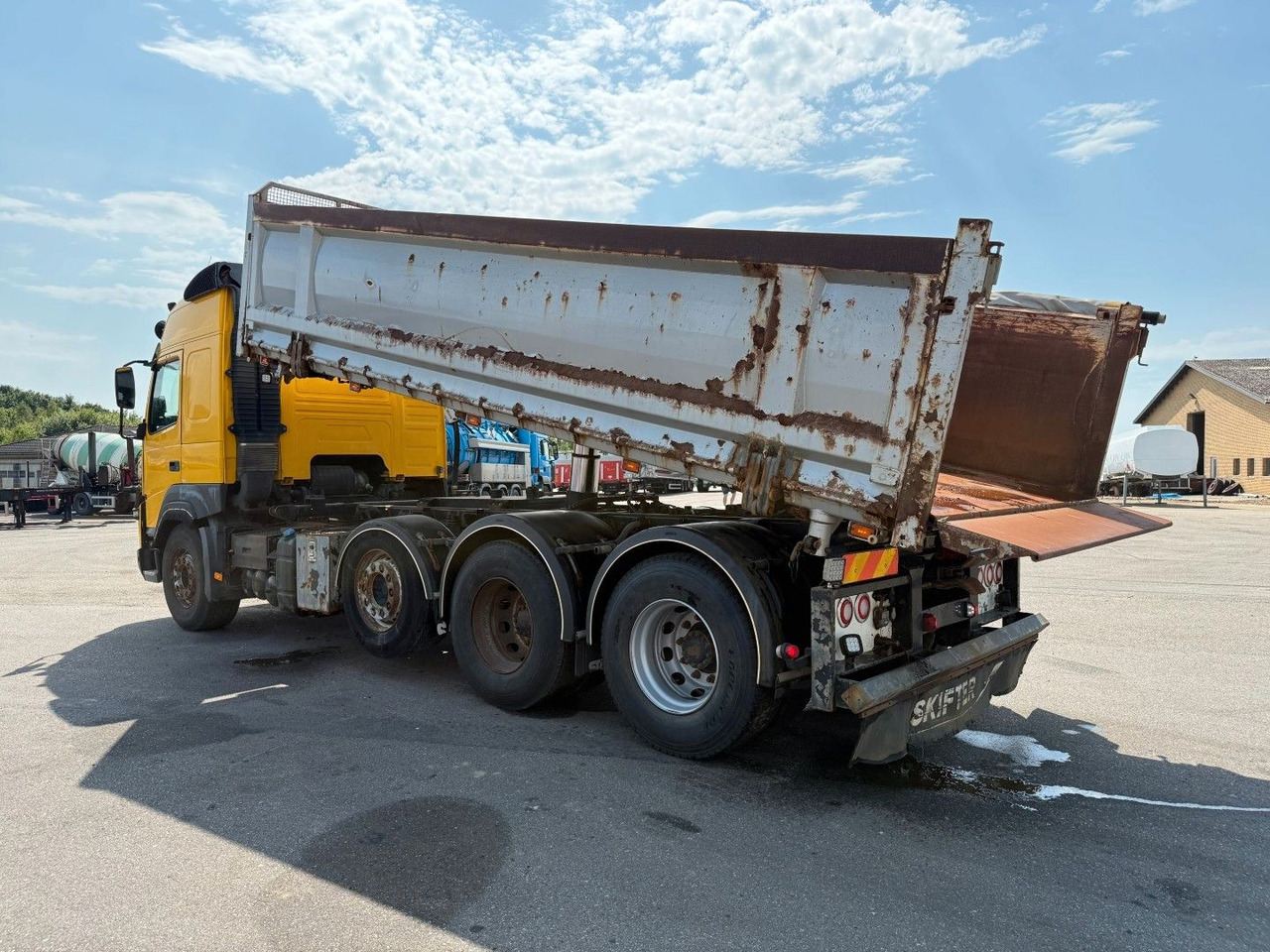 Volvo FMX500 8x4/4 Steel tipper Volvo FMX500 8x4/4 Steel tipper / Kipper - شاحنة قلاب: صورة 4 Volvo FMX500 8x4/4 Steel tipper Volvo FMX500 8x4/4 Steel tipper / Kipper - شاحنة قلاب: صورة 4