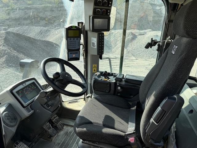 Caterpillar 966M - اللودر بعجل: صورة 5 Caterpillar 966M - اللودر بعجل: صورة 5