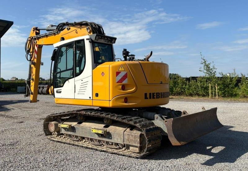 Liebherr R914 Compact Litronic - حفار زحاف: صورة 1 Liebherr R914 Compact Litronic - حفار زحاف: صورة 1