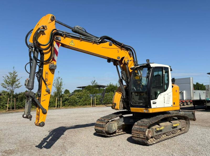 Liebherr R914 Compact Litronic - حفار زحاف: صورة 2 Liebherr R914 Compact Litronic - حفار زحاف: صورة 2